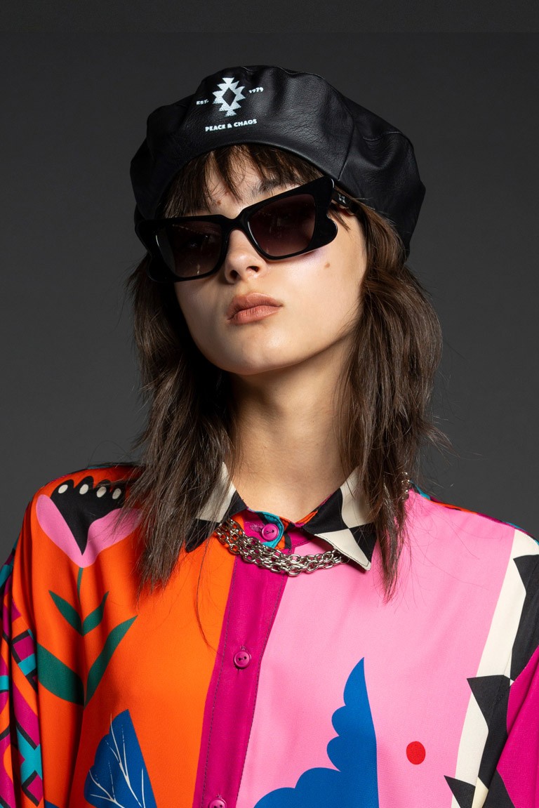 "nero" beret peace & choas