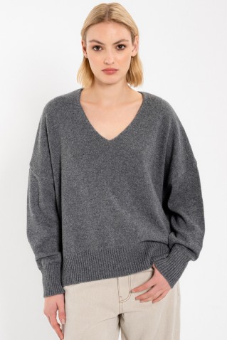 cashmere v-neck sweater philosophy cashmere v-neck sweater philosophy