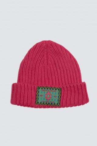 "candyfloss" beanie peace & chaos