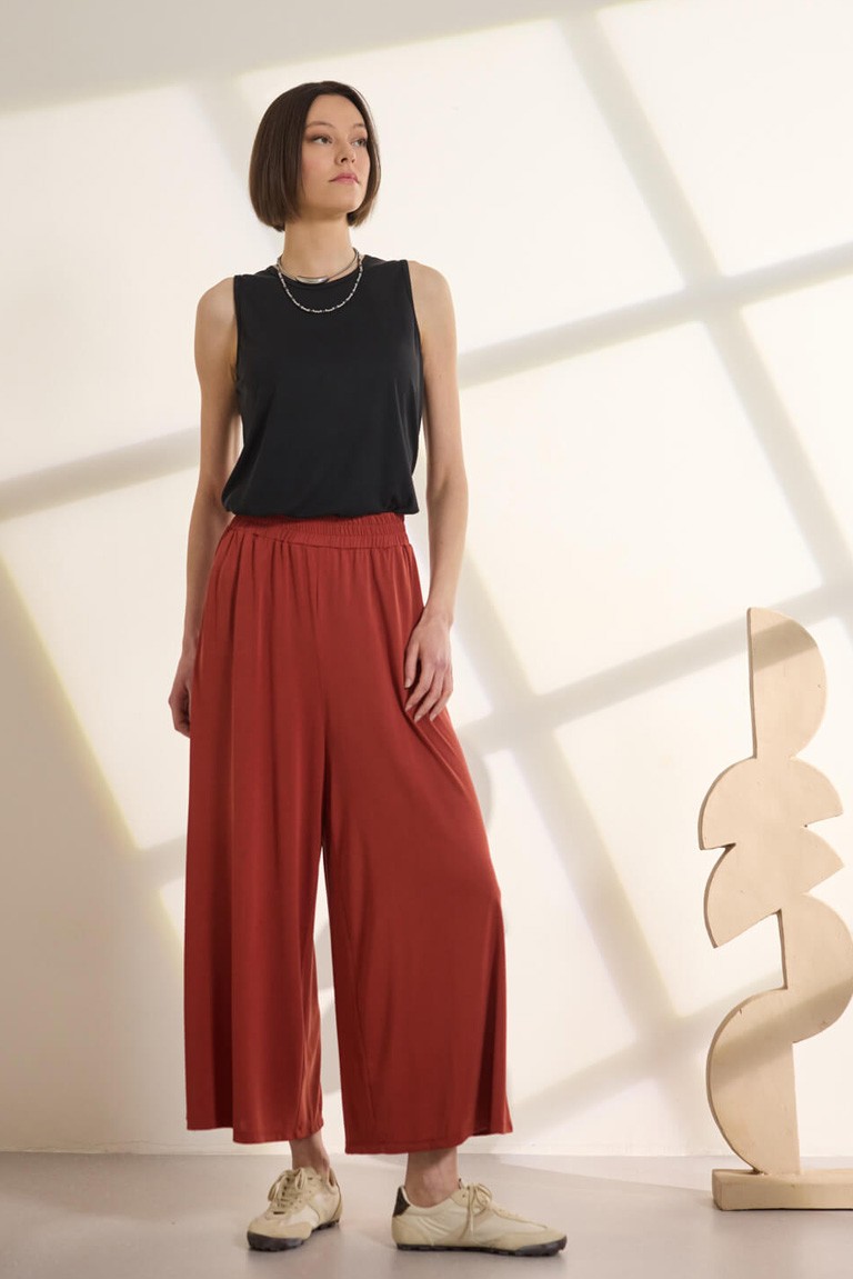 "divra" παντελονα cropped namaste