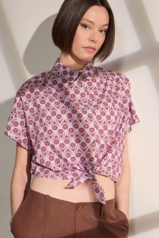 "coronelle" cropped shirt namaste