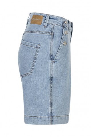 "bibette short & button" denim shorts red button