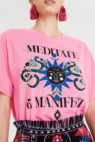 manifestation t-shirt peace & chaos