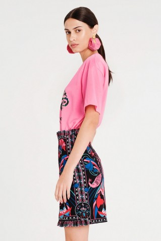 manifestation t-shirt peace & chaos