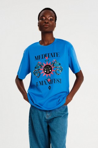 manifestation t-shirt peace & chaos