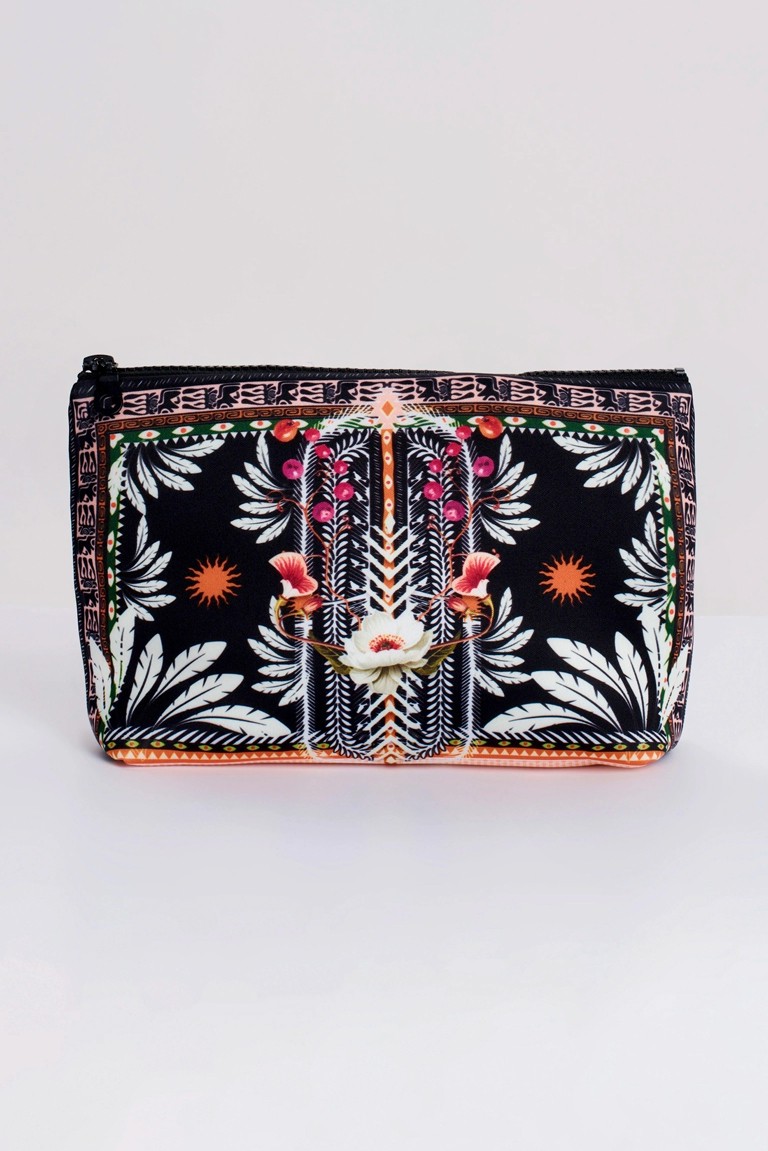 myrtle pouch peace & chaos