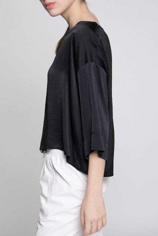 satin top moutaki