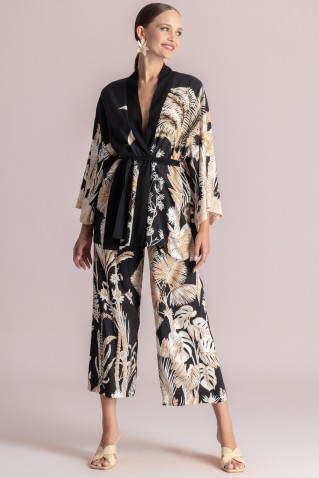 printed kimono moutaki
