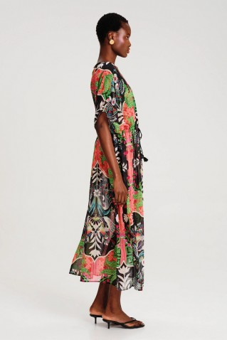 rainforest kimono peace & chaos