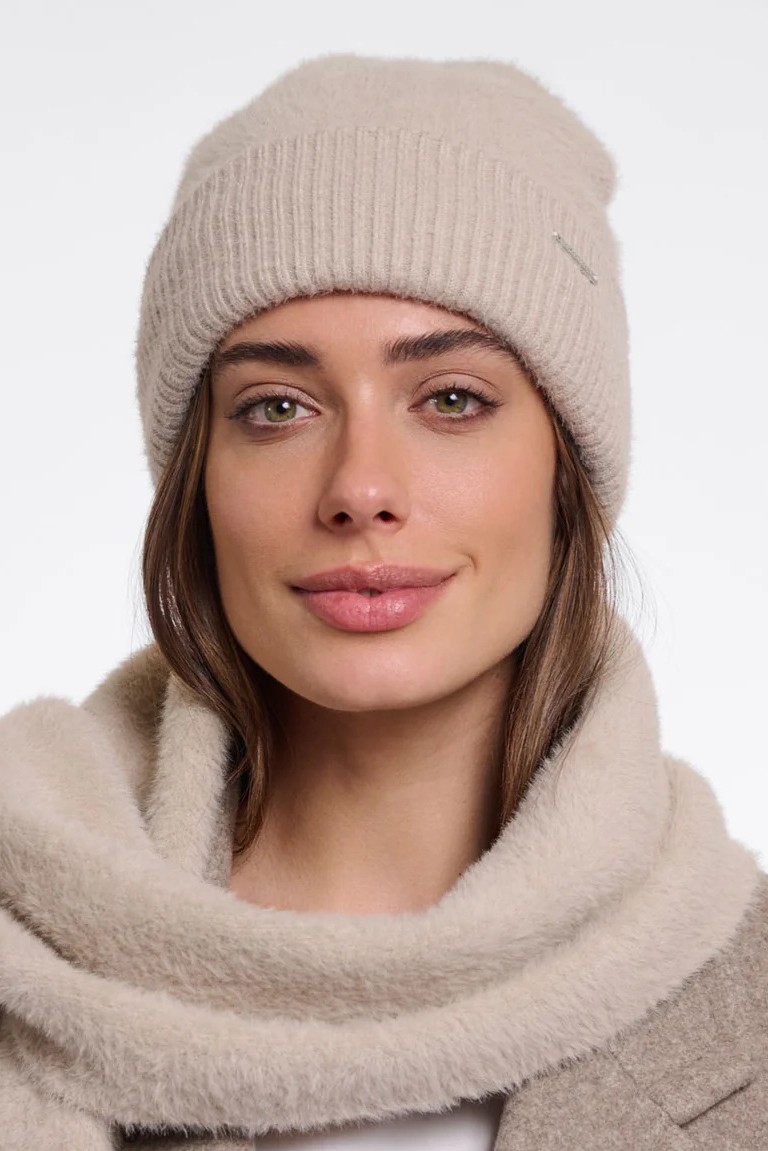 loes beanie rino & pelle stone