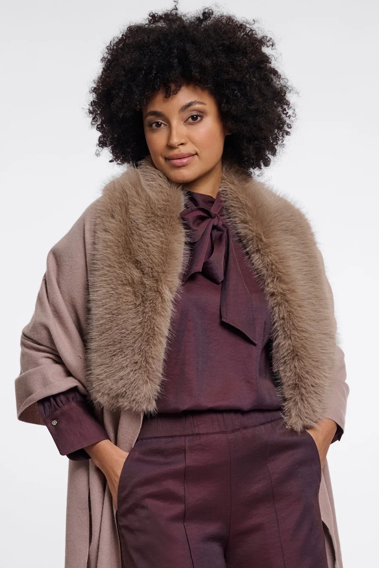 wendy cape rino & pelle mocha latte