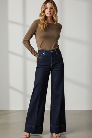 conny jeans red button