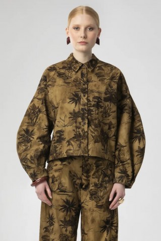 shirt moutaki