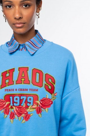 old-school sweater peace & chaos