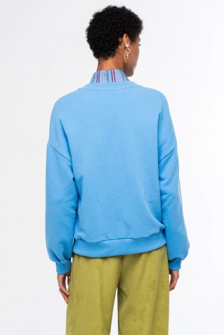 old-school sweater peace & chaos