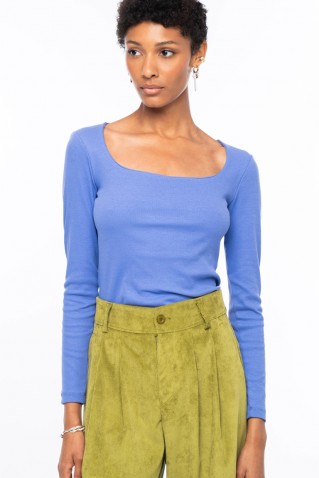joy top peace & chaos light blue