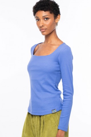 joy top peace & chaos light blue