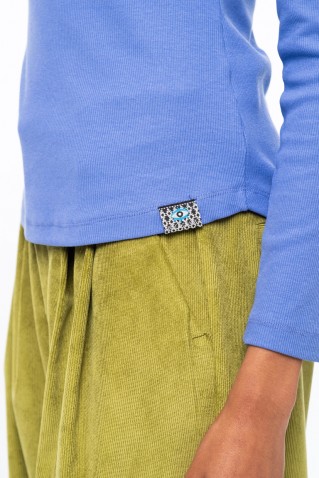 joy top peace & chaos light blue
