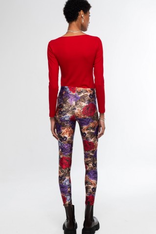 tapestry leggings peace & chaos