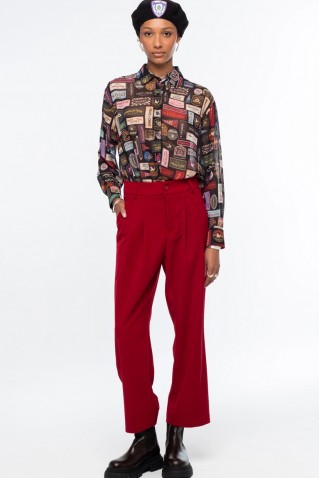 campus pants peace & chaos