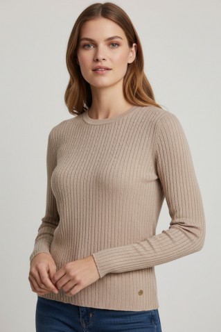 fine knit top red button beige