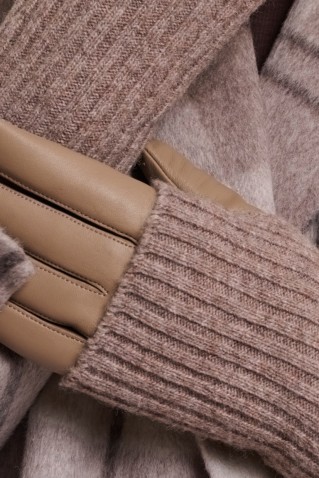 infinity gloves rino & pelle faint taupe