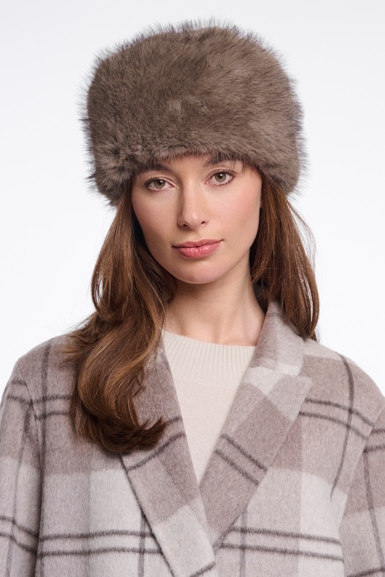 mokkie faux fur hat rino & pelle natural