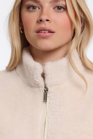 rochelle cape rino & pelle birch