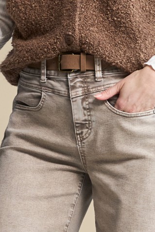 korine & belt washed twill colors jeans red button truffle
