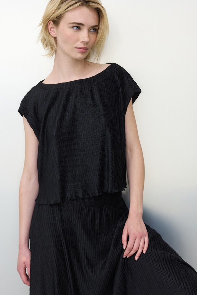 fatma boxy blouse namaste black